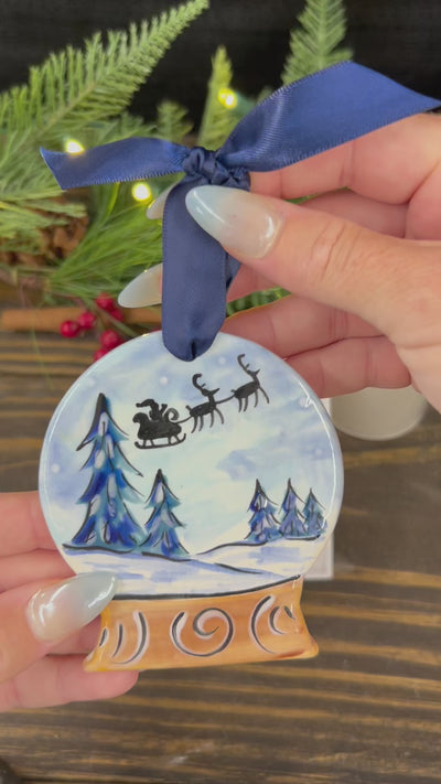 Snowglobe Santa Skyline